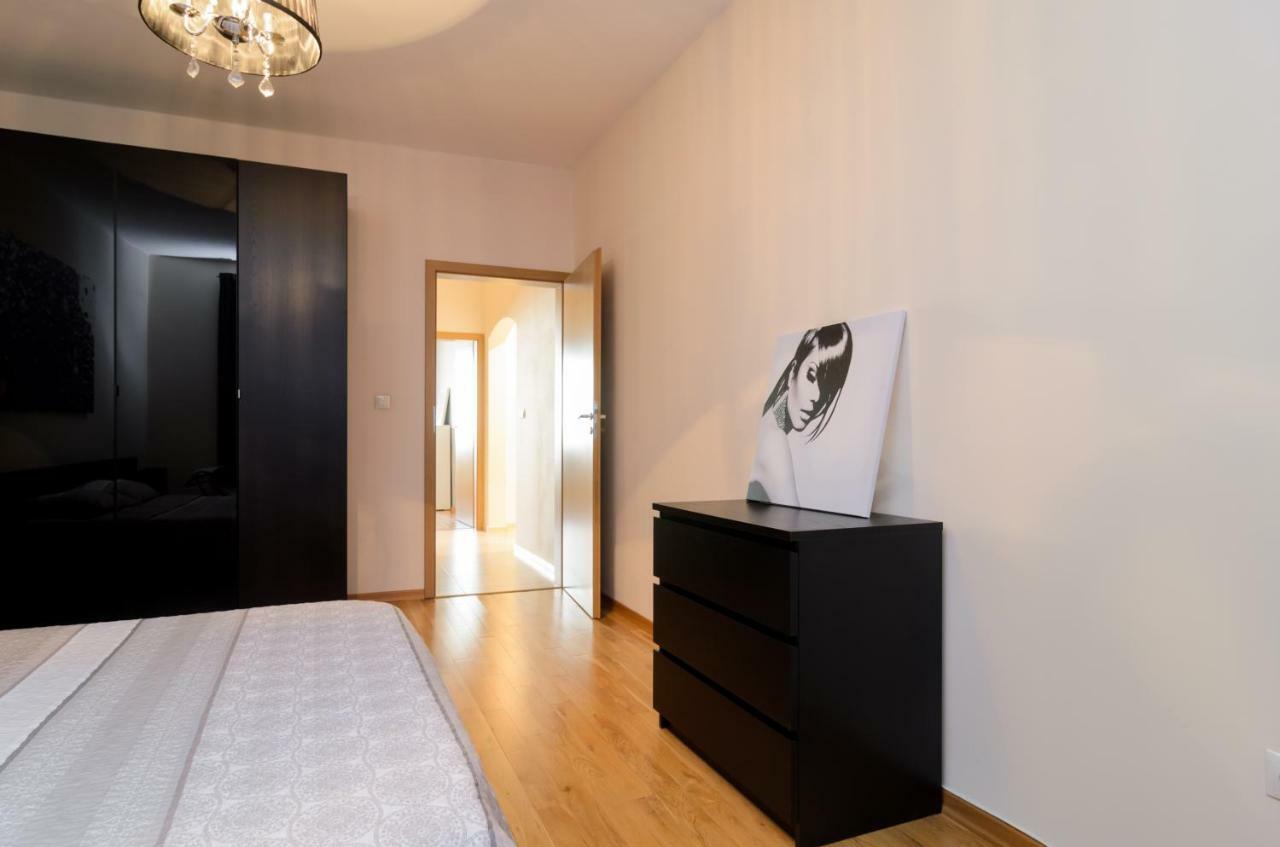 Rise & Shine Sofia Luxury Apartment By Flat Mаnager Zewnętrze zdjęcie